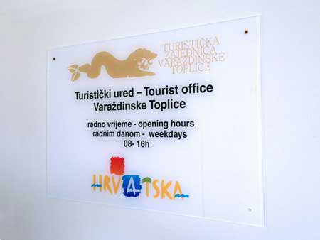 NATPISNE PLOČE OD AKRILNOG STAKLA - PERSPEX, PLEXIGLASS