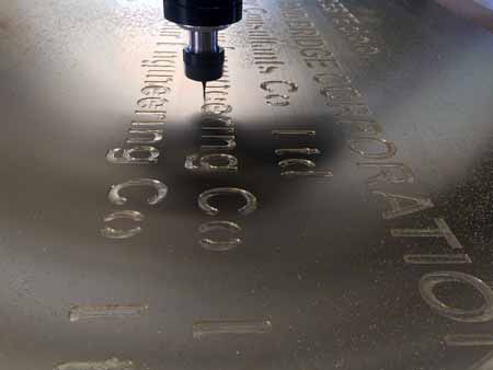 NATPISNE PLOČE OD MESINGA