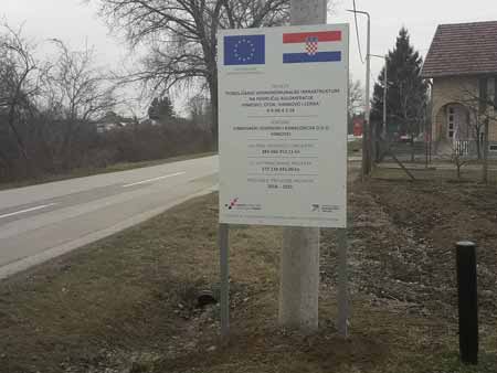 NATPISNE PLOČE VEZANO ZA PROVOĐENJE PROJEKATA EUROPSKE UNIJE ZA POTREBE EU VIDLJIVOSTI, INFORMACIJSKE I TRAJNE NATPISNE PLOČE